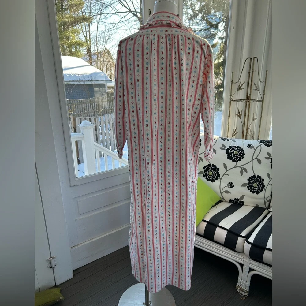 Dreamy Details 100% Cotton Flannel Nightgown with Lanz Tyrolean-Like Design - Picture 3 of 6